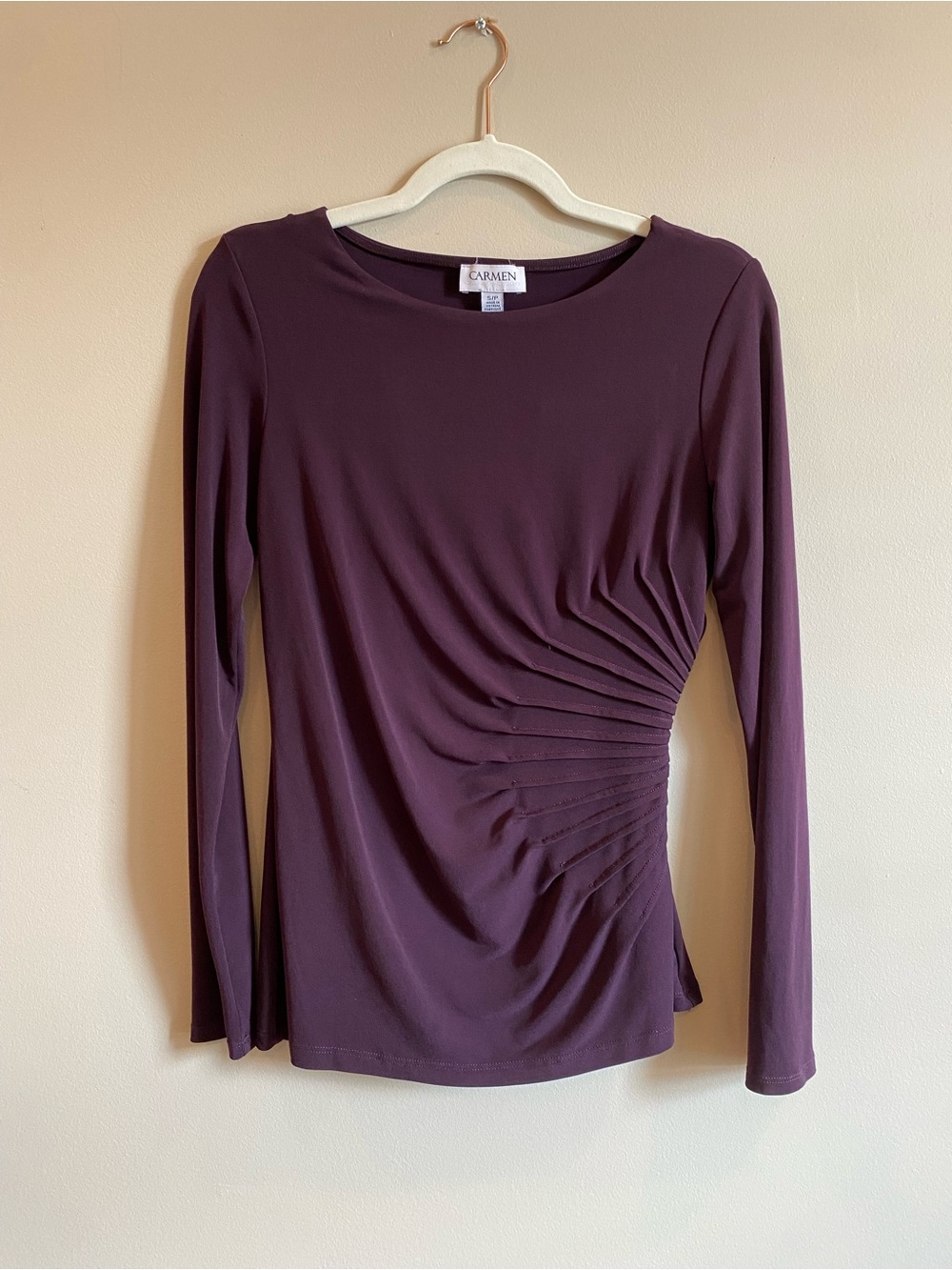 Carmen Marc Valvo. Asymmetrical ruched, long-sleeve top. Size small.